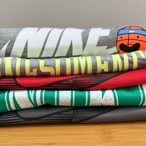 Nike Boys Size 4 T-Shirt Bundle – 5 Nike Tees – NEW With Tags (NWT)